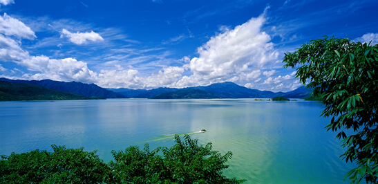 東江湖：云蒸霞蔚的人間仙境