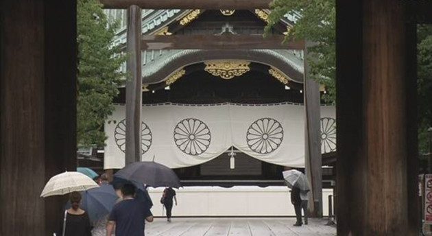 日本防衛大臣參拜靖國神社