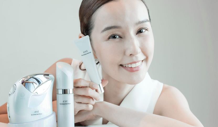 【美容】營造「天生美肌」 日本護膚品牌est推絲膜底妝