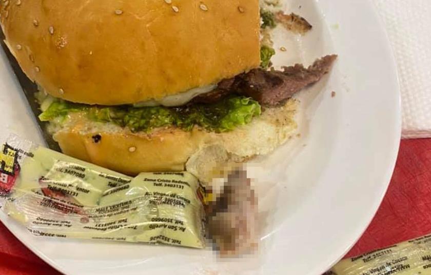 玻利維亞一女子在漢堡中吃出手指 涉事快餐店暫關閉