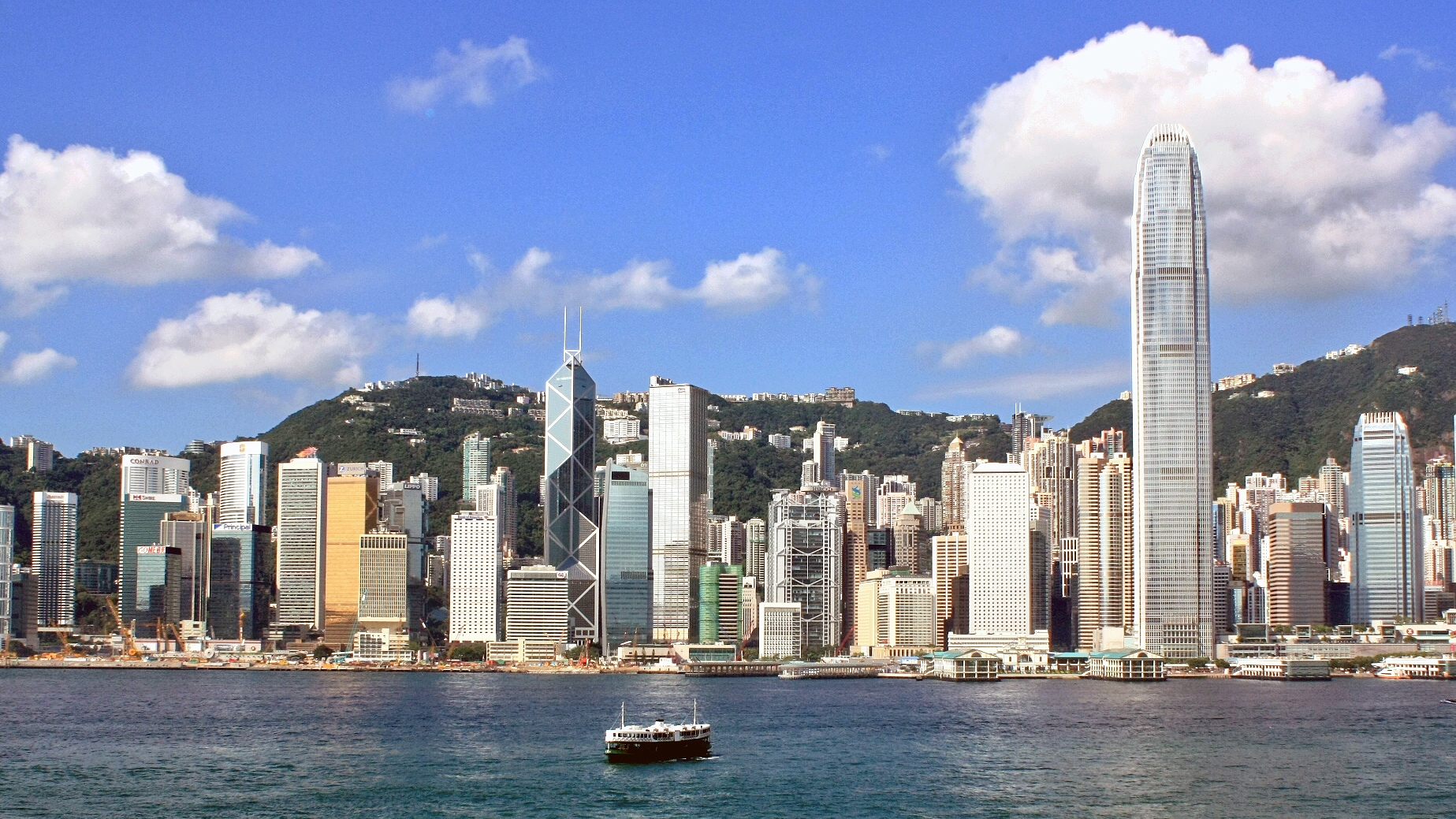 【就是敢言】香港可為粵澳輸送高端人才