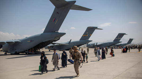 塔利班稱喀布爾機場已修好 冀國際航班復航