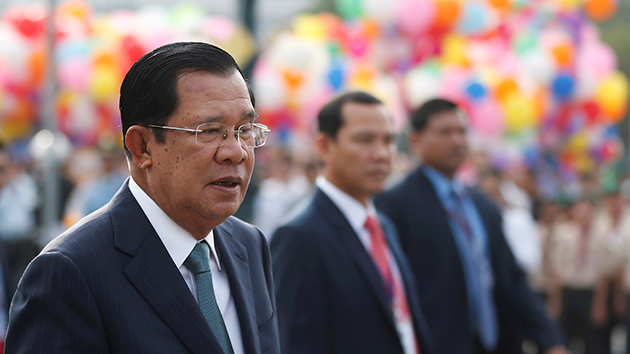 柬埔寨密集出台措施應對經濟困境