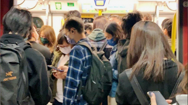港鐵尖東站故障列車已移離行車線 屯馬線服務逐步回復正常
