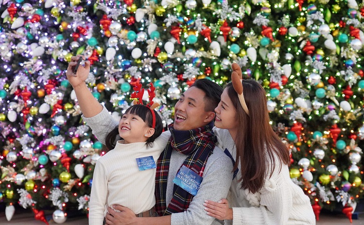圖集 | 「香港繽紛冬日巡禮」聖誕小鎮與市民共度歡樂佳節