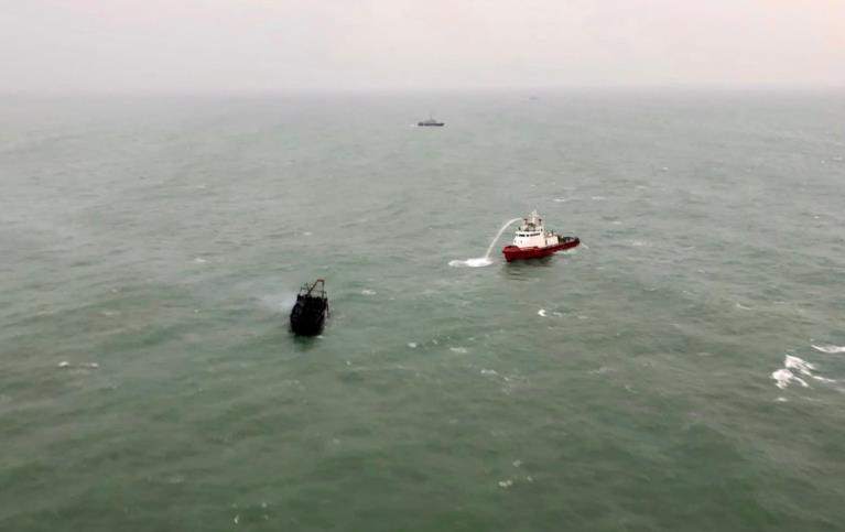 西貢附近海域漁船失火2船員失蹤 消防處今繼續搜救