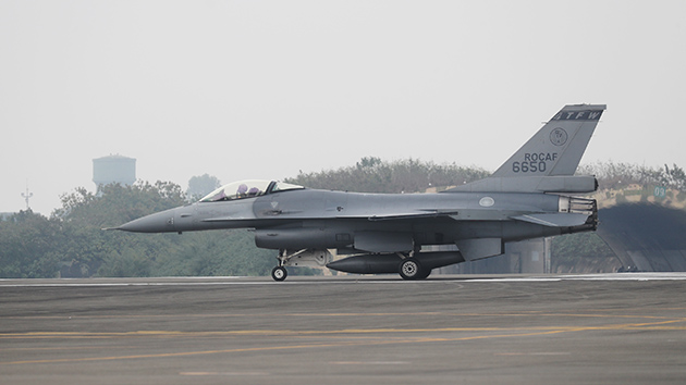 台媒：F-16V墜機尋獲部分屍塊 DNA鑑定最快晚間出爐