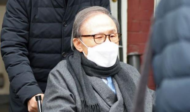 韓媒：韓前總統李明博因病獄外住院