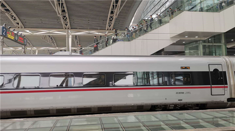 廣鐵22日預計發送旅客119萬人次 同比增長48%