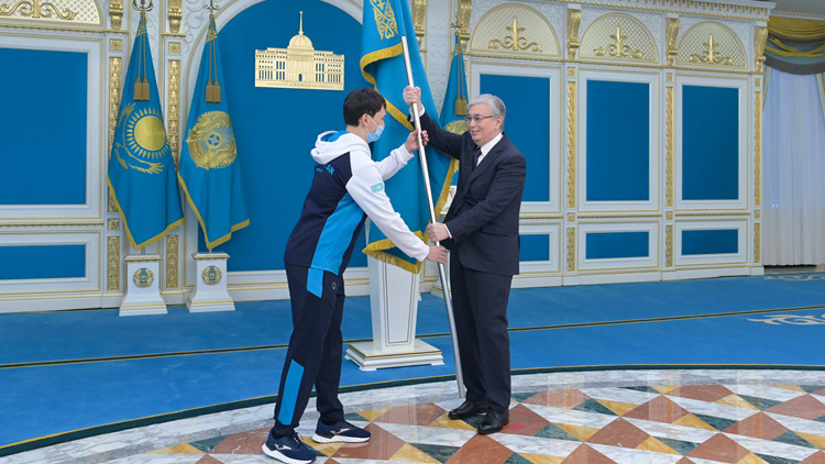 哈薩克斯坦總統：派出哈最優秀運動員參加北京冬奧會