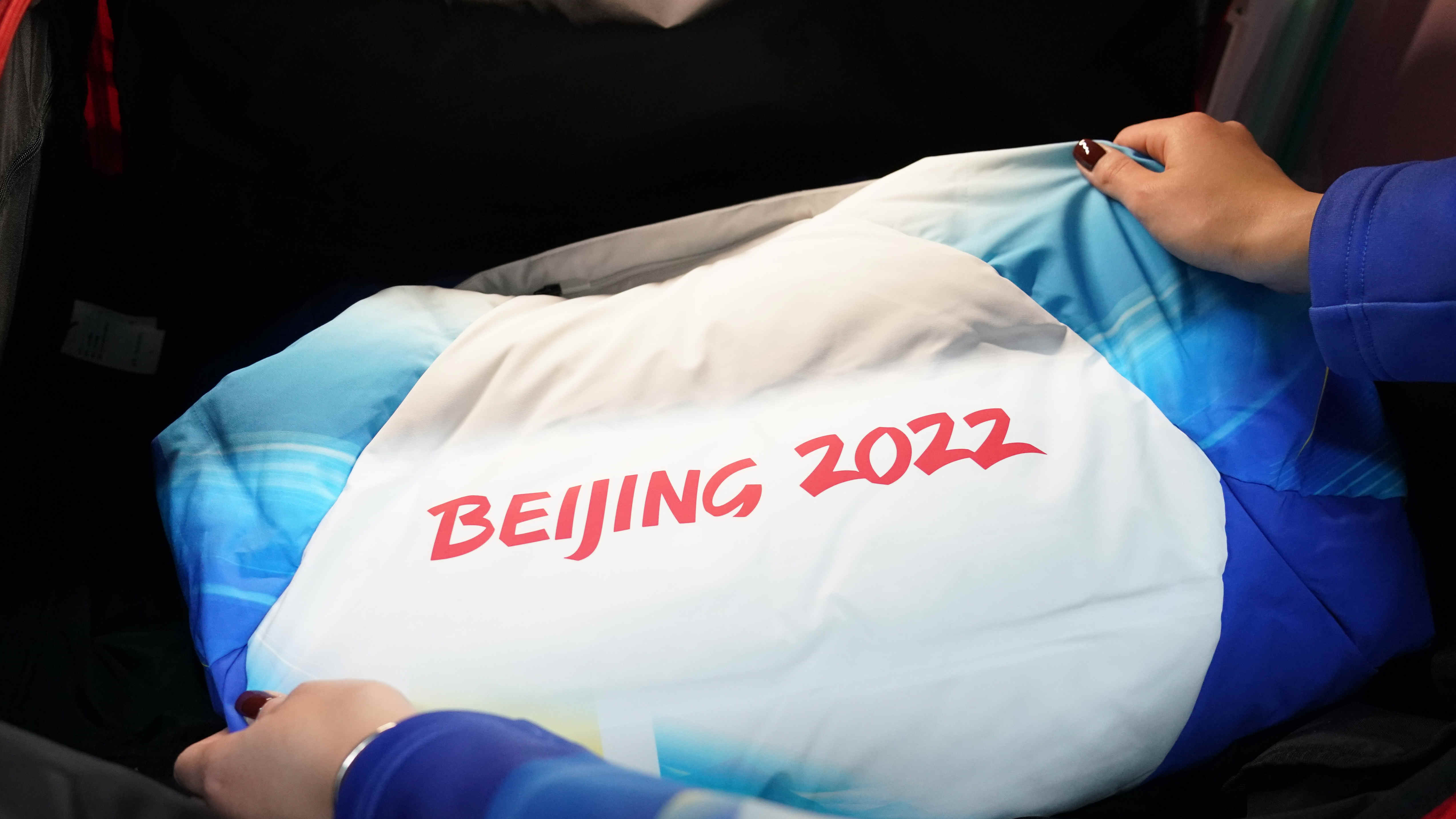 北京冬奧會允許運動員在領獎台短暫摘口罩