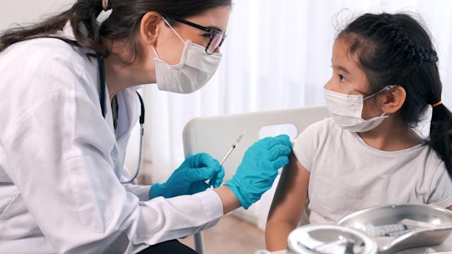 英國4月起為5至11歲兒童接種疫苗