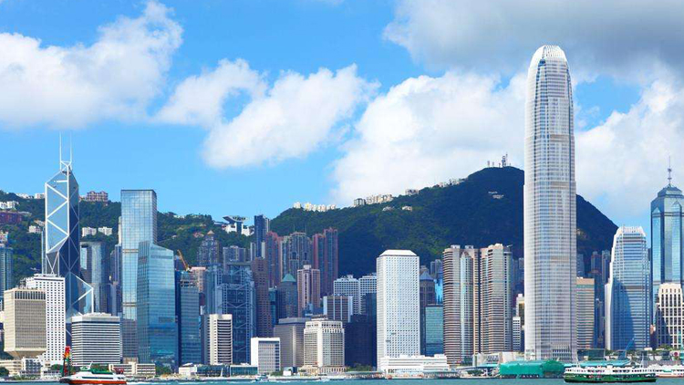 【鑪峰遠眺】香港須應對新冠疊加烏戰