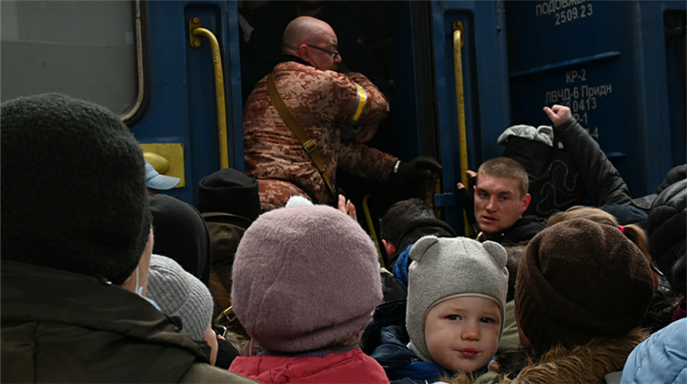 逾3萬烏克蘭人湧入 捷克宣布進入緊急狀態
