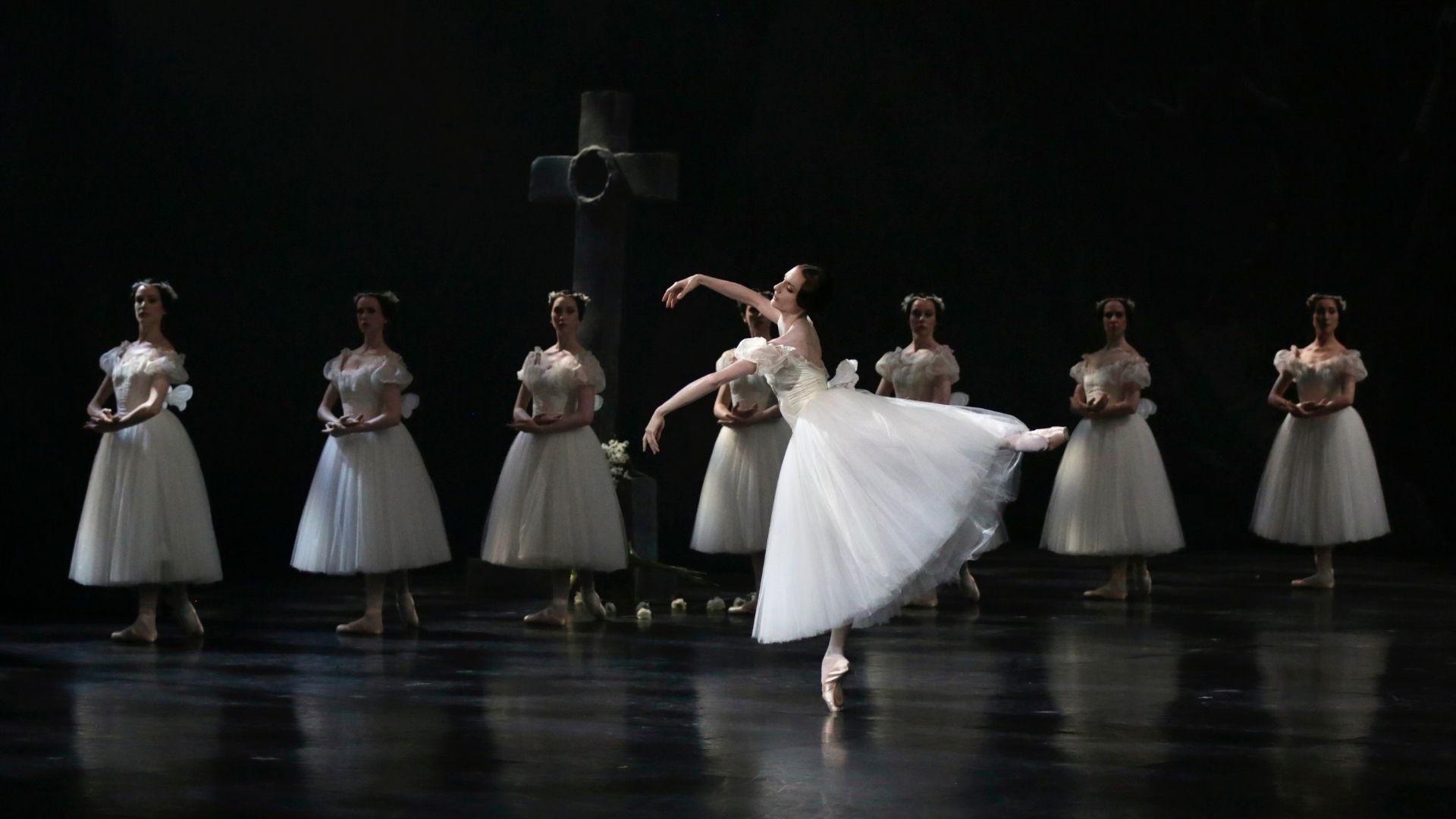 【文藝】巴黎歌劇院芭蕾舞團經典舞劇 線上免費觀賞