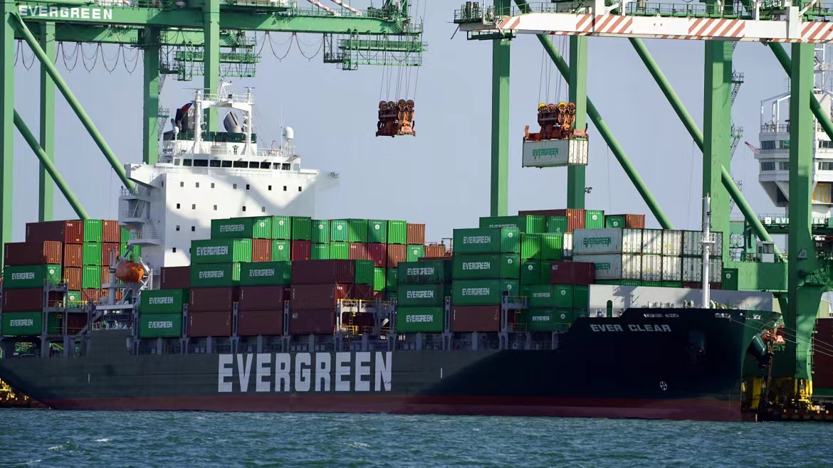 台媒：長榮海運11萬噸級貨櫃船擱淺美巴爾的摩港附近