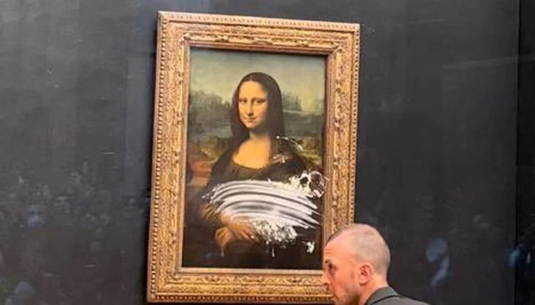法國一男子喬裝婦人作案 向名畫《蒙娜麗莎》扔蛋糕