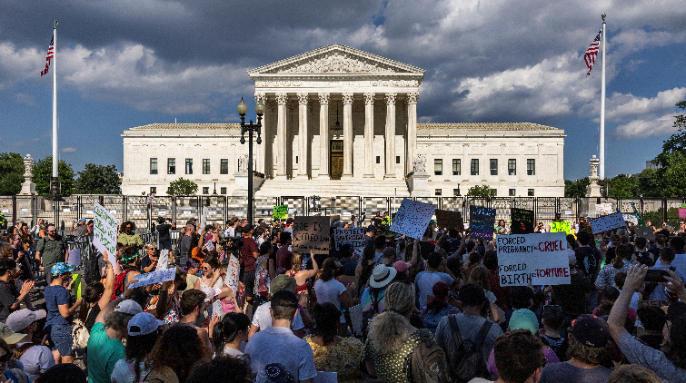 圖集 | 美最高法院取消憲法規定墮胎權 全美各地發起遊行示威