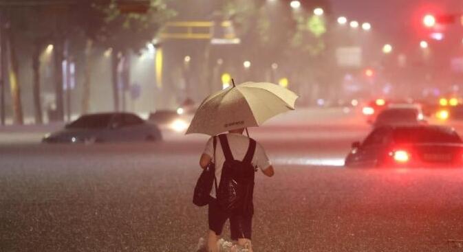 韓國氣象廳：韓首都圈暴雨未來兩三天將持續