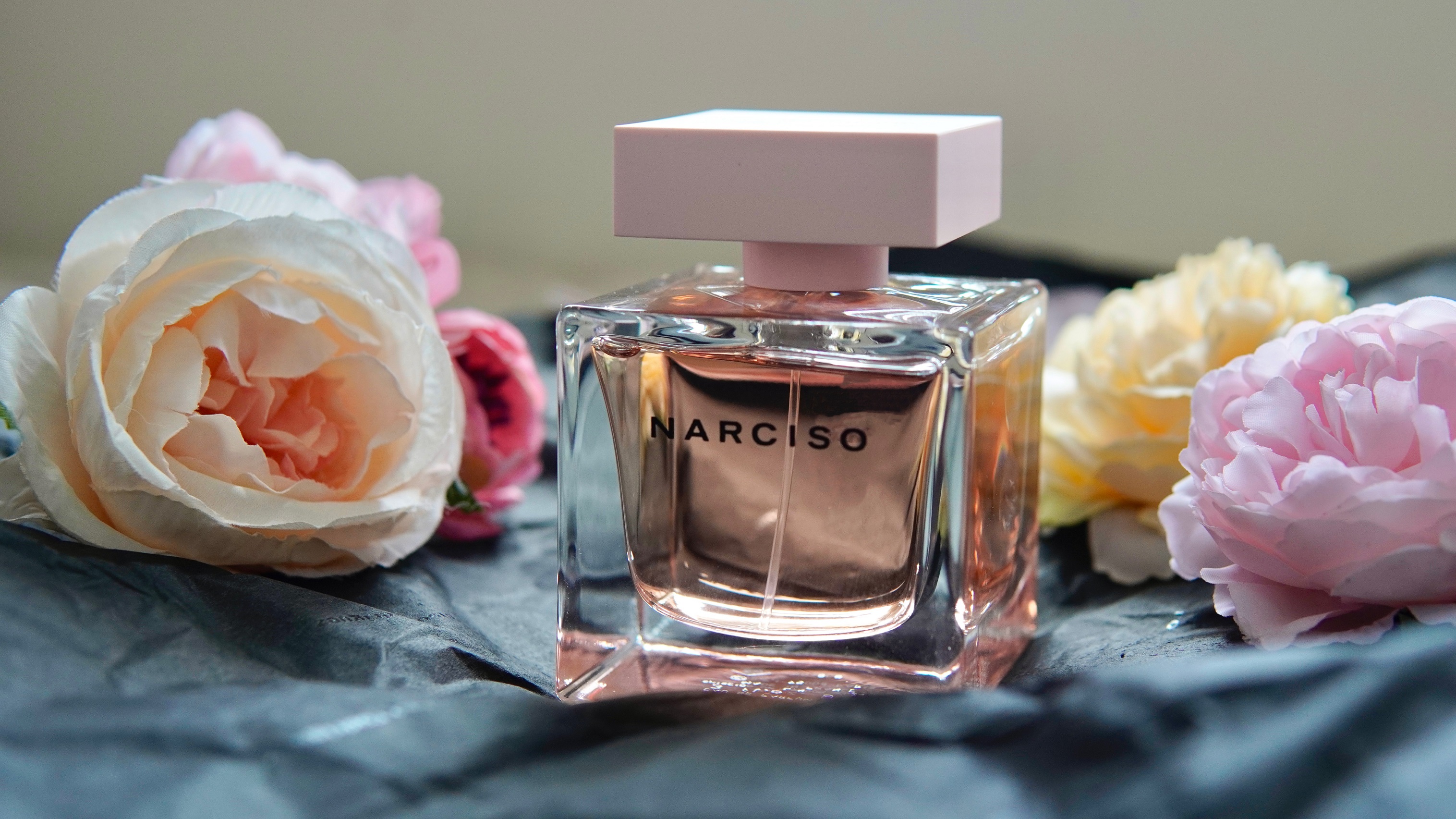 【美容】以香味展現內在美 NARCISO全新cristal淡香精