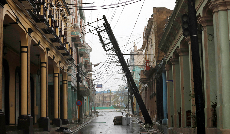 颶風「伊恩」席捲古巴致數十萬人斷電 美國佛州嚴陣以待