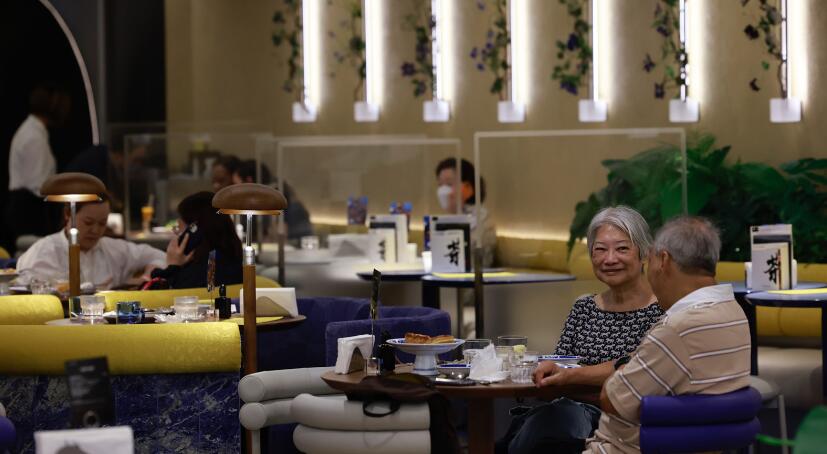 香港將放寬社交距離措施 黃家和：餐旅業迎復常曙光