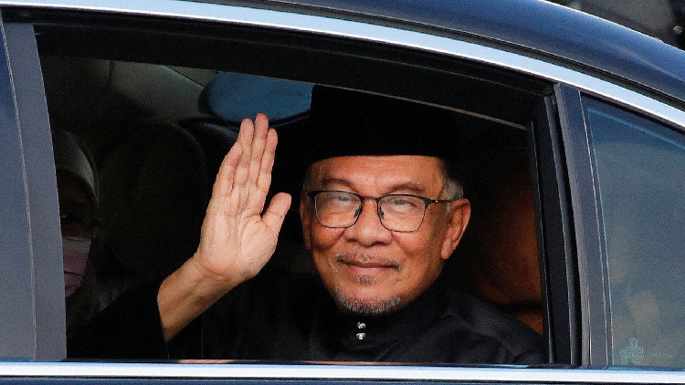 馬來西亞新內閣組成 安瓦爾本人兼任財政部長