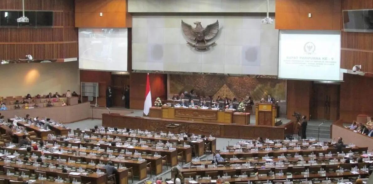 印尼國會審議通過刑法修正案 婚前同居婚外性行為入刑