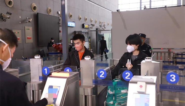 深圳海關關於旅客進出境通關指引