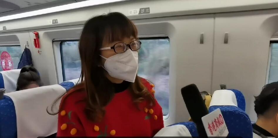 有片｜李小姐第一次坐高鐵回香港  見證歷史的一刻