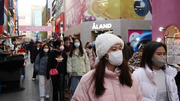 韓國1月30日撤室內口罩令 惟在醫院公共交通仍需戴口罩