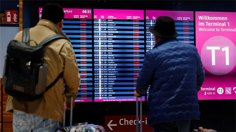德國柏林機場職員罷工 300航班遭取消3.5萬旅客受影響