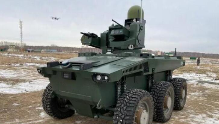 俄羅斯亮牌 稱「馬克」機械人可自主打擊美德坦克