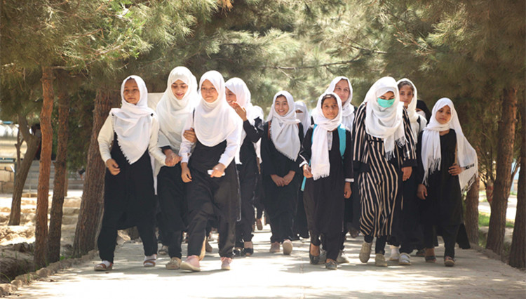 俄媒：阿富汗臨時政府下令各高校不准女生參加入學考試