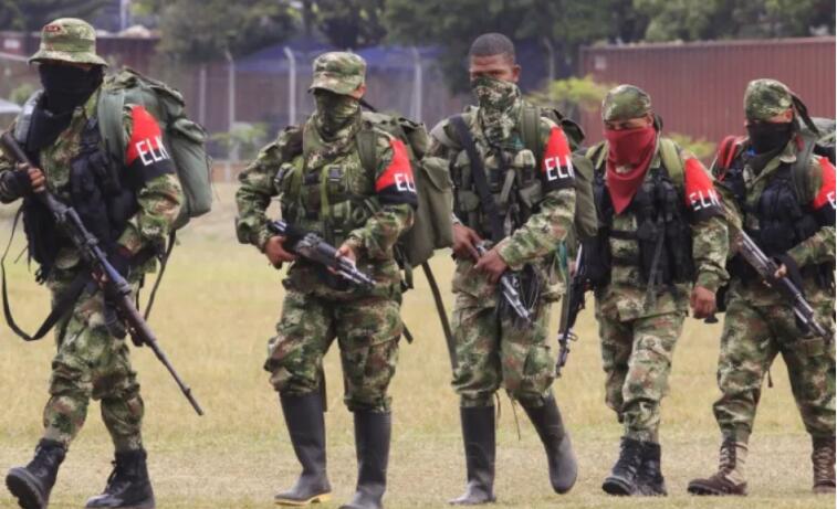哥倫比亞軍事基地遭反政府武裝襲擊 至少九名士兵死亡