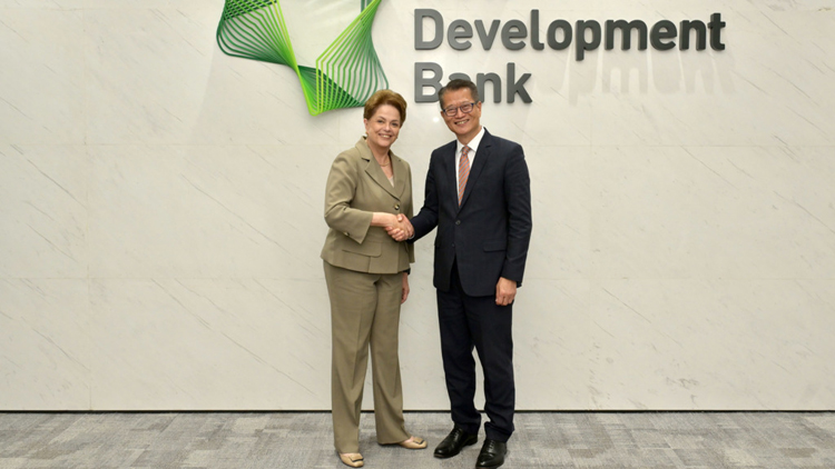 陳茂波晤新開發銀行行長 商香港如何助新開發銀行發展