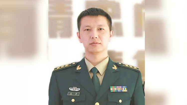 訪解放軍中部戰區高級工程師袁偉：解碼聯合作戰的「雙料」人才