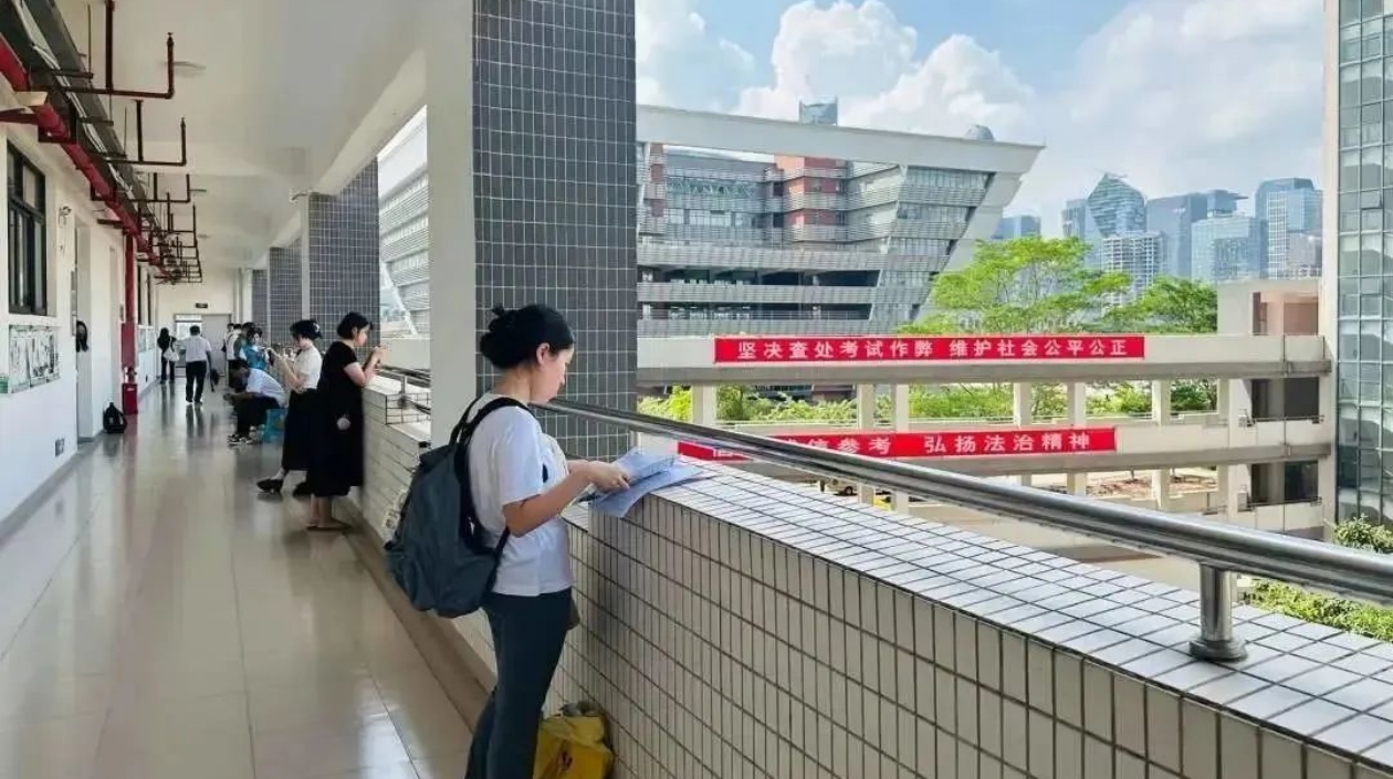 香港考生65名 法考客觀題廣州考區報考首次突破2萬人