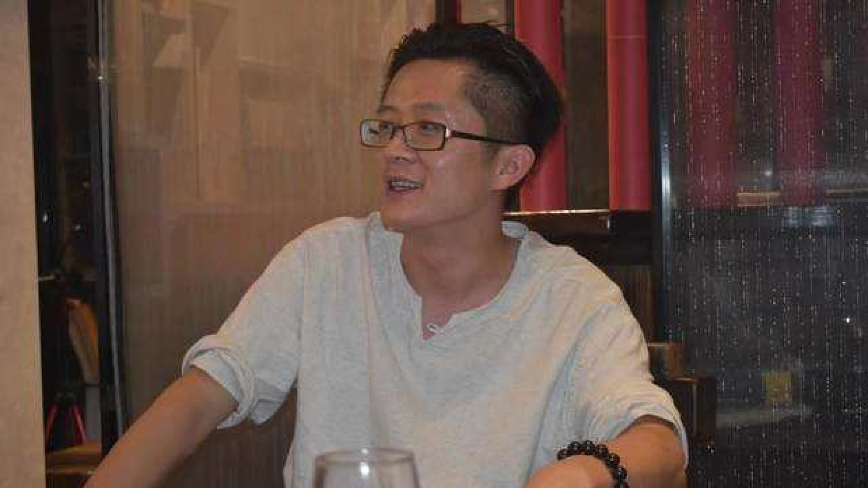 專訪當代青年書畫家張騰飛：墨香韻雅，藝海泛舟