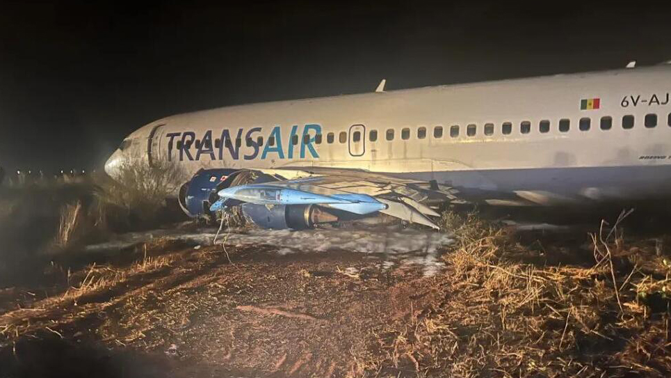 塞內加爾一客機衝出跑道造成11人受傷