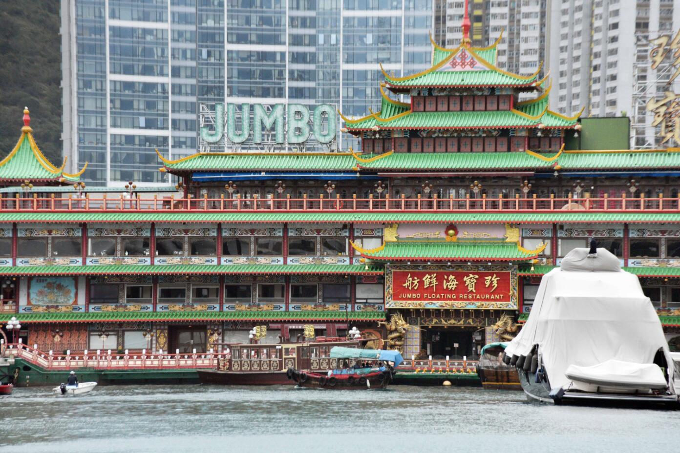 本港着名地标难敌疫情 珍宝海鲜舫今起停业