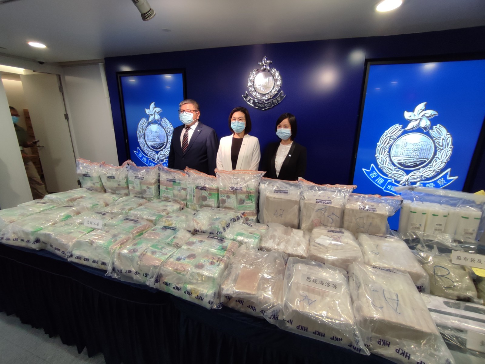 警方搗破長沙灣毒品倉庫 檢值1.95億元冰毒及海洛英