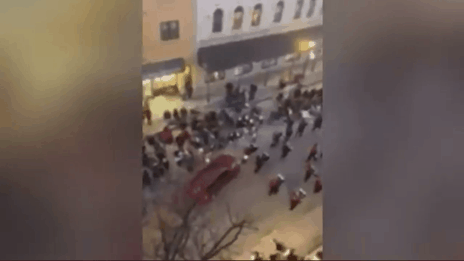 2021_1123_be2c6b81g00r30l8s02syc000cw0079g (1).gif