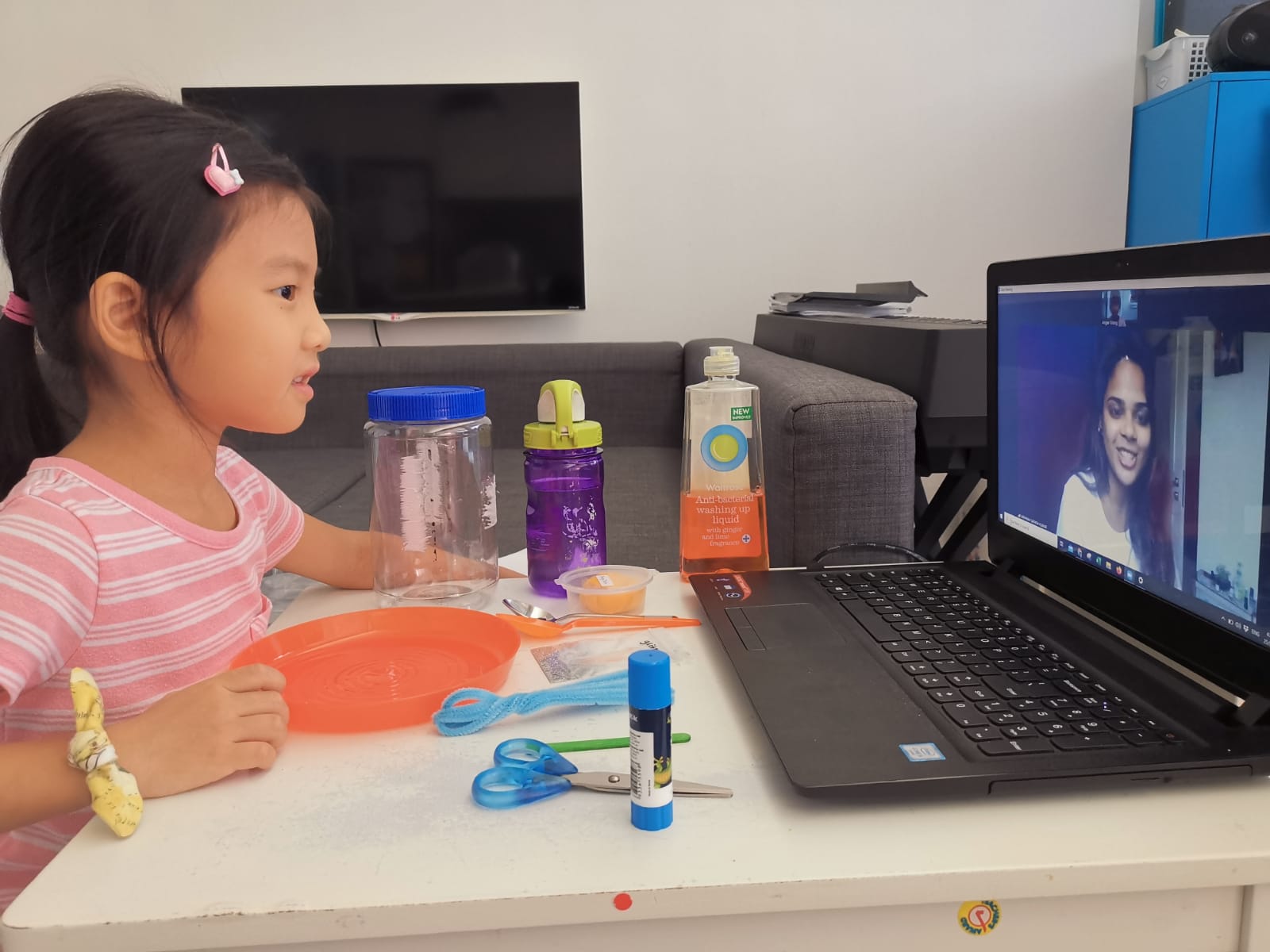 「了解自然生態」 利用化學原理製造蝴蝶模型.jpeg