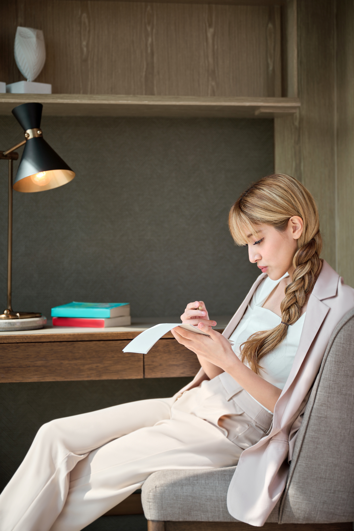 LB x Grace Chan_Nesri Square Neck Bodysuit(HK$249)_1 .jpg