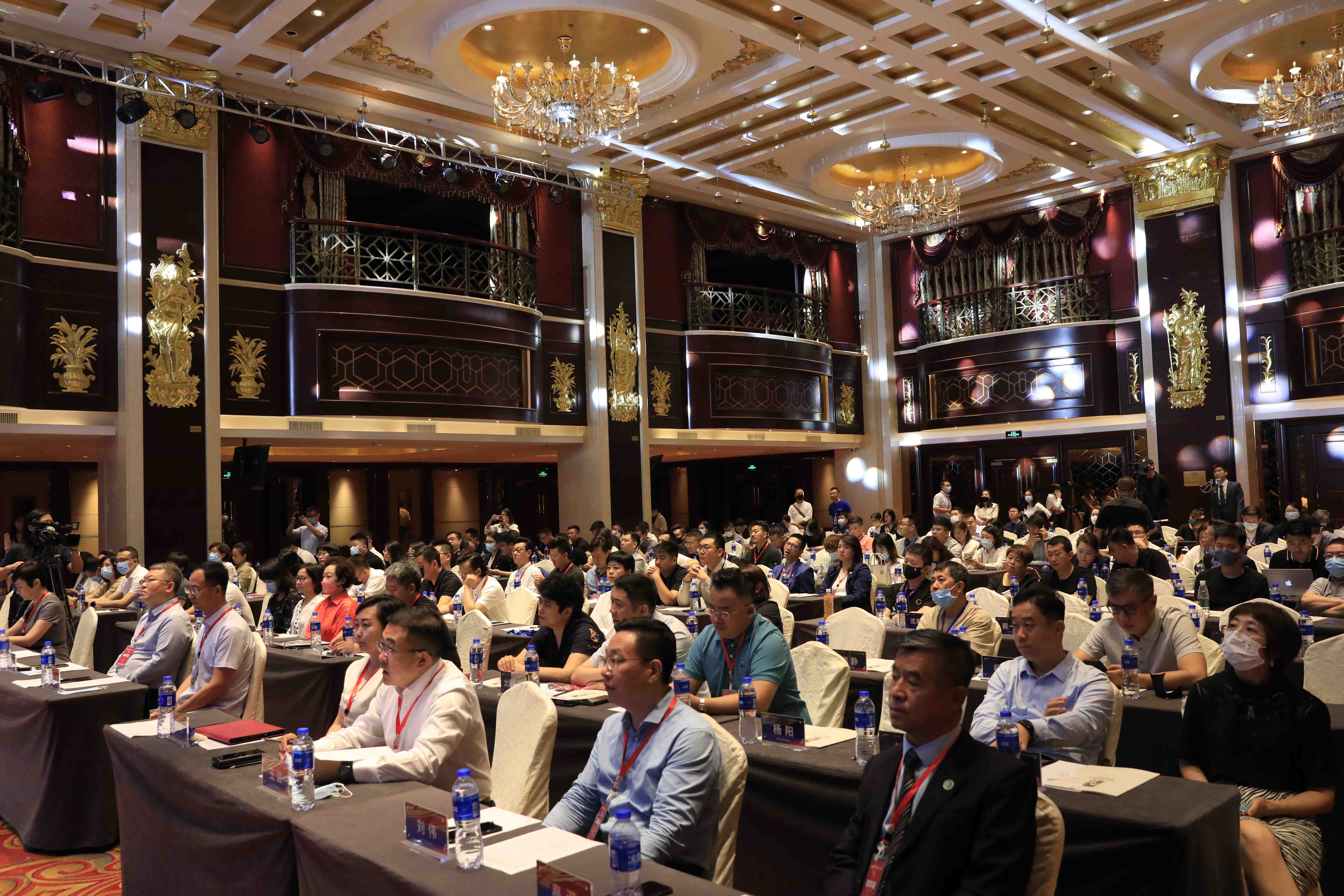 3 2022 6 29 北方购物中心论坛 (4).jpg