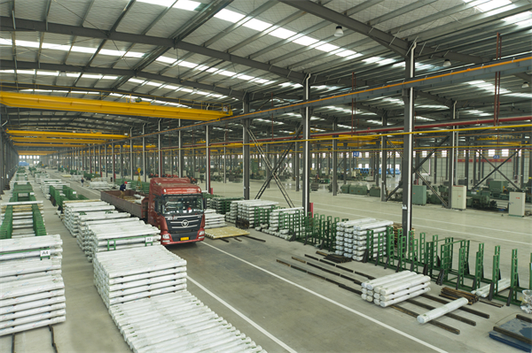 图一 江西彰沅金属制品有限公司厂内生产(徐浩儒 摄).jpg