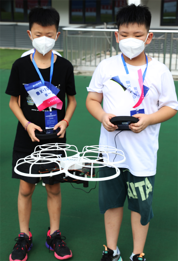 配图2:第六届全国青少年无人机大赛比赛现场.jpg