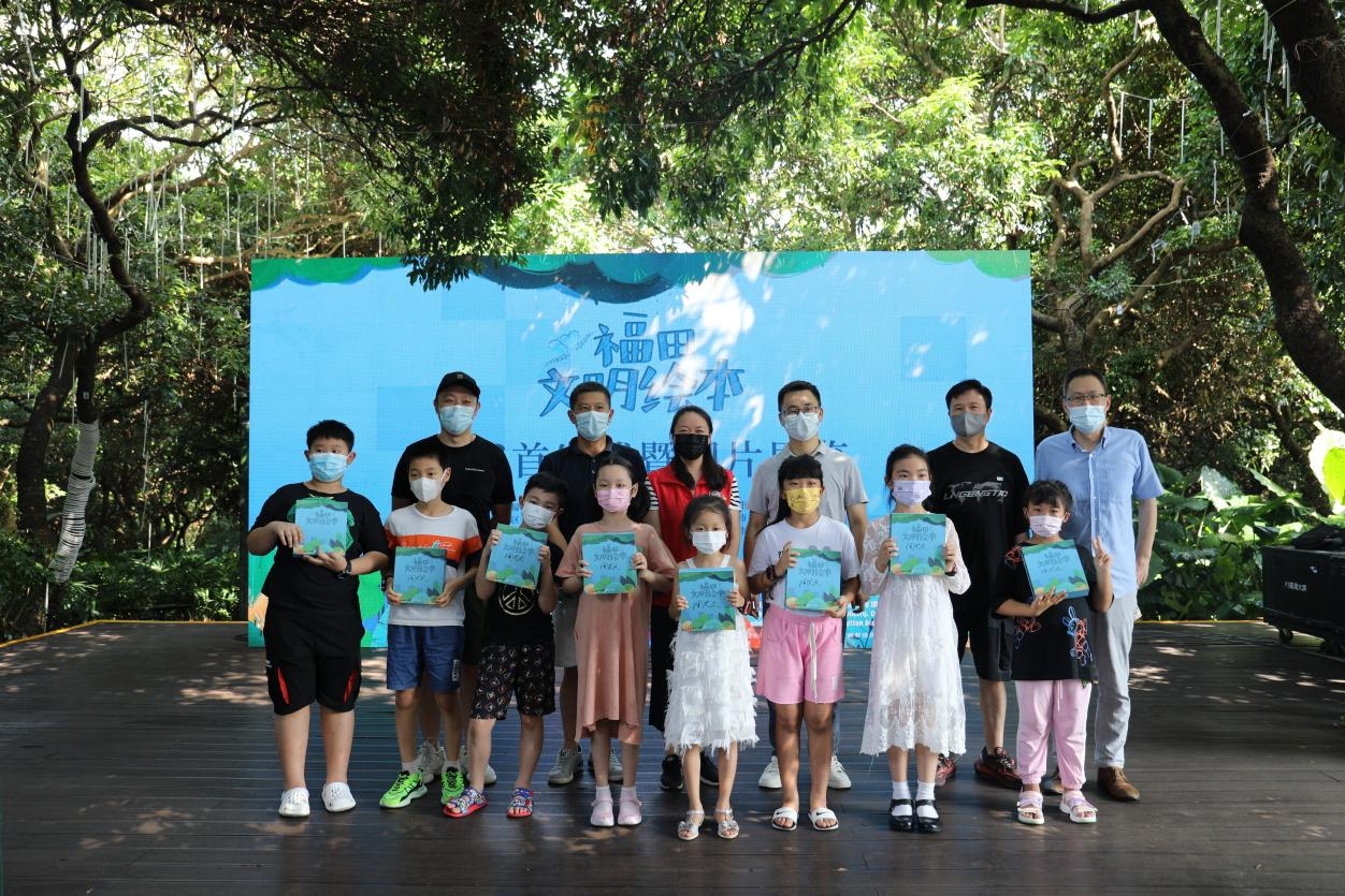 图片2:向读者赠送丛书 (2).png