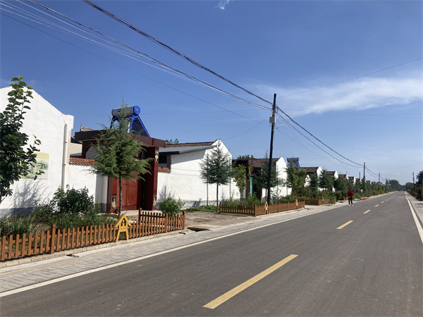 灵台县乡村公路.jpg